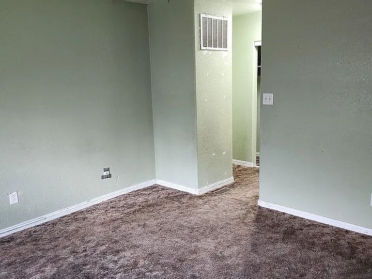 4192 Rewana Way — Photo 8