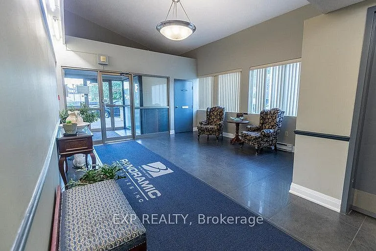 2 bed, $2,099 — Photo 2