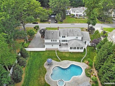 4 Deer Trl, Old Tappan, NJ, 07675