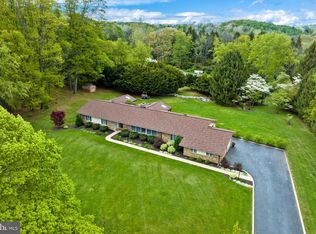 1533 Mallard Ln, Chester Springs, PA 19425