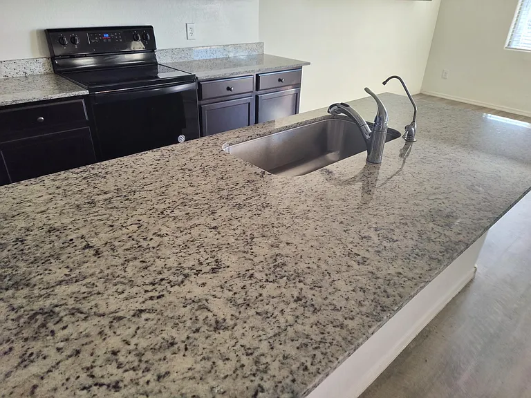 502 W Pintail Dr — Photo 45