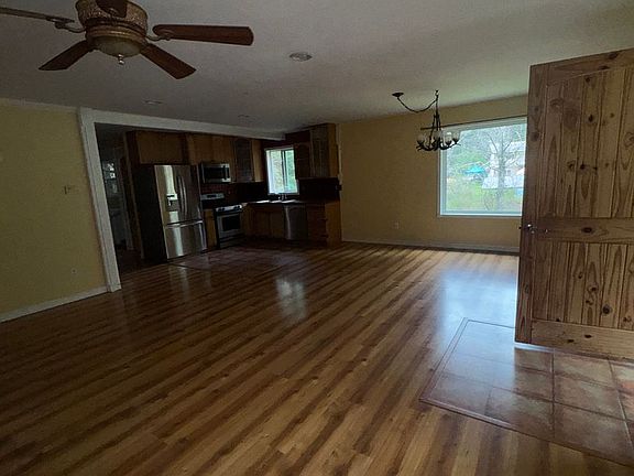 4th image of 3194 Bingo Ln SE