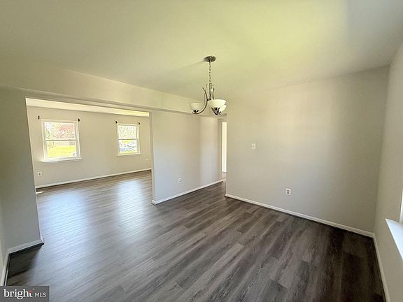 5th image of 6012 Phillipp Ct
