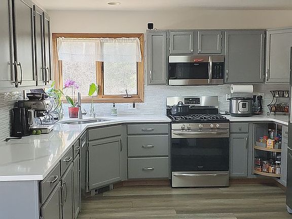 3rd image of 17827 Lacey Dr