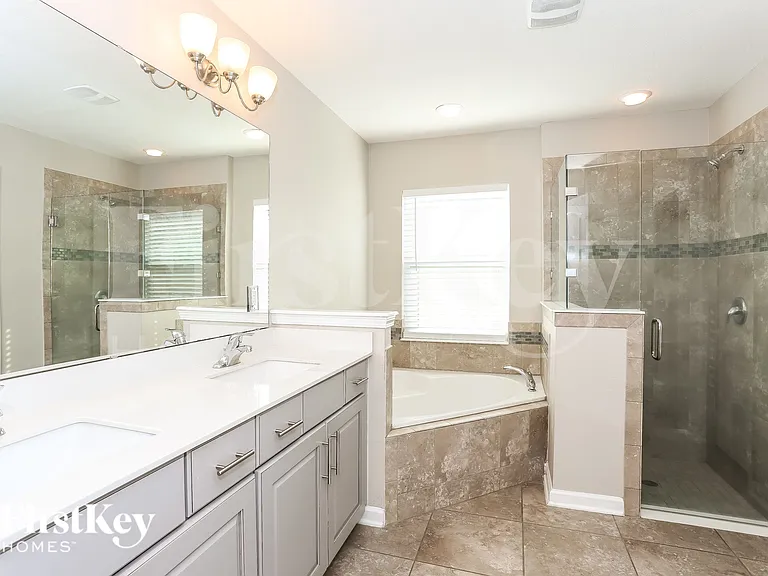 4145 Emilio Ln — Photo 14