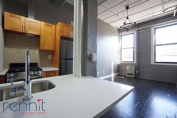 Rented by Rennit Inc. | media 32