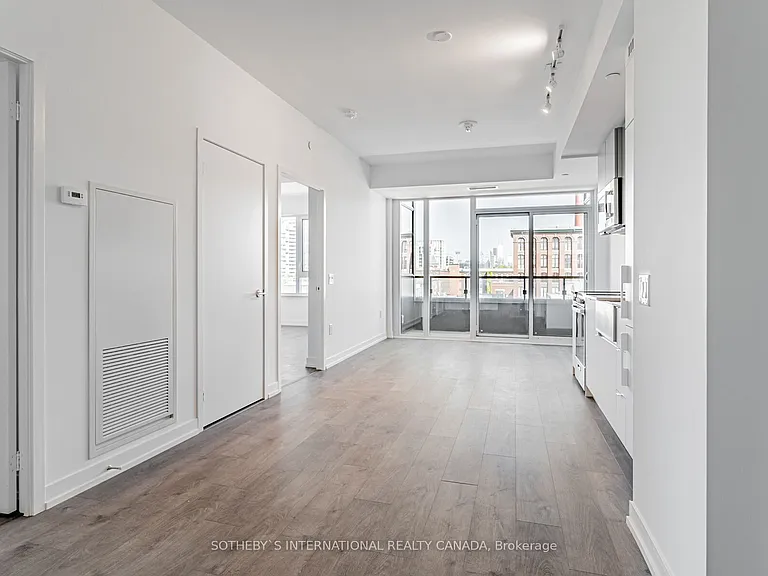270 Dufferin St #303 — Photo 3