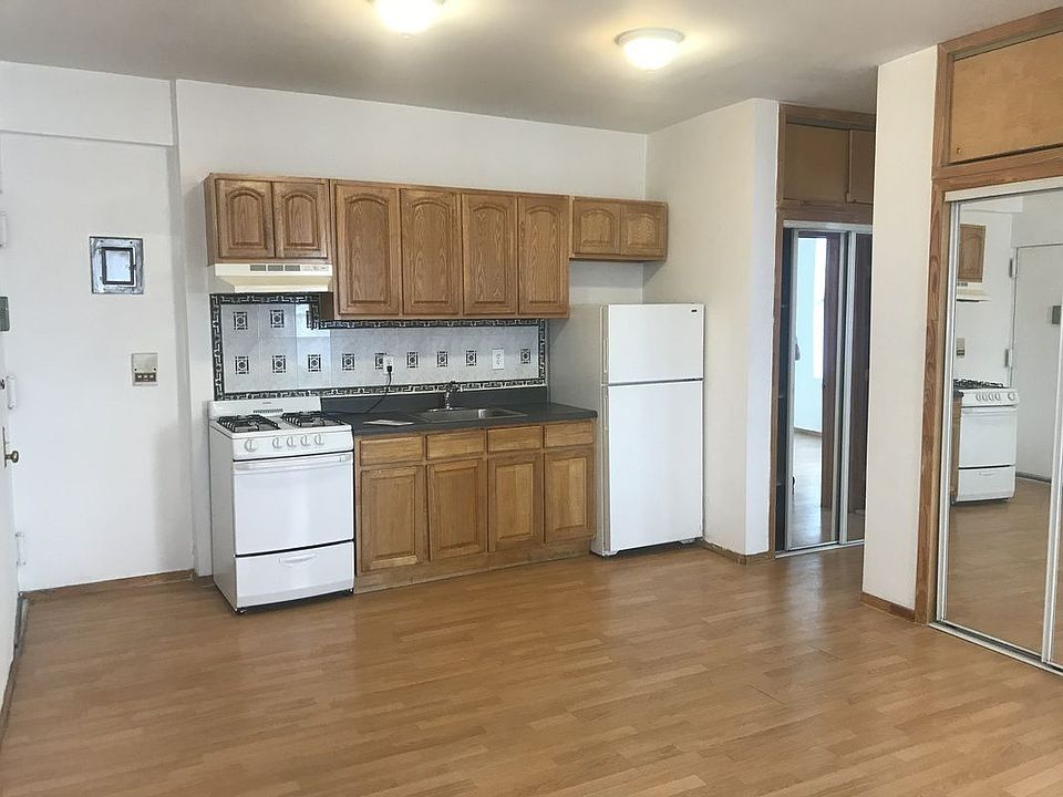 1st image of 16810 Crocheron Ave APT 1D