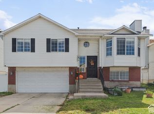 1165 W Brandonwood Dr, Murray, UT 84123
