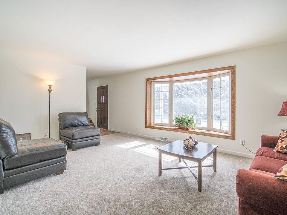 205 Nob Hill Dr W, Colgate, WI 53017 Zillow