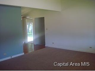 2nd image of 118 W Jackson St