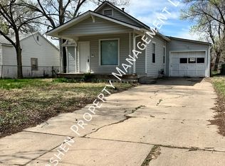 1821 S Grove St, Wichita, KS 67211