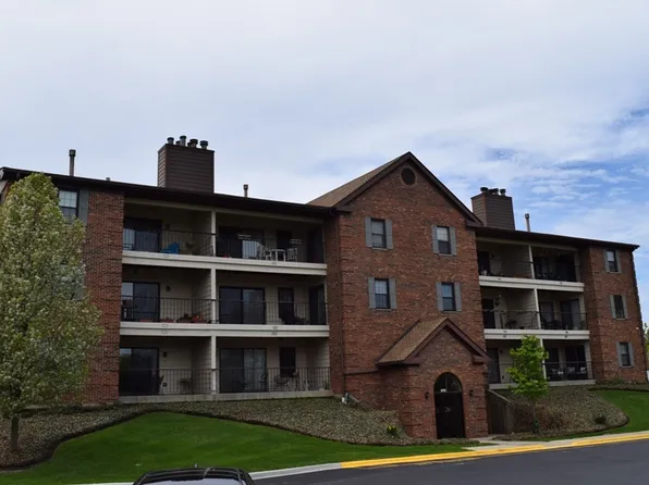 631 Hapsfield Ln APT 306, Buffalo Grove, IL 60089