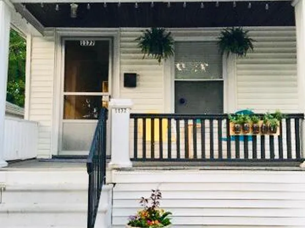 1177 Gladys Ave, Lakewood, OH 44107