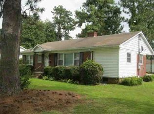 708 Parrott Ave, Kinston, NC 28501