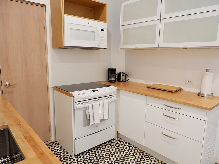 58 Calle Taft #3 — Photo 7