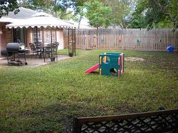 2nd image of 4513 Janssen Dr