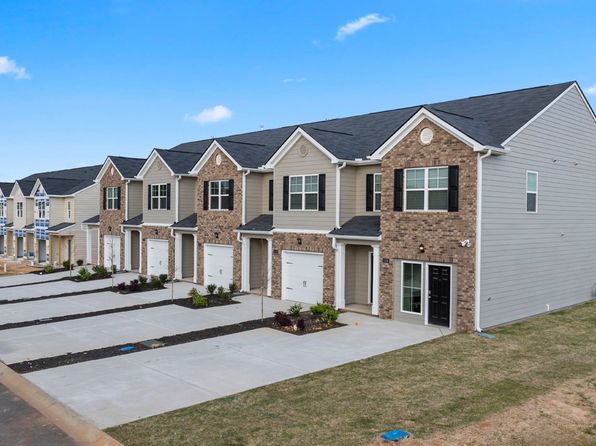 1033 Quaint Parish Cir