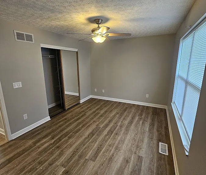 3352 Meadow Gold Dr — Photo 30