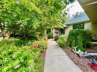 N6424 Sherry Ln, Sheboygan, WI 53083