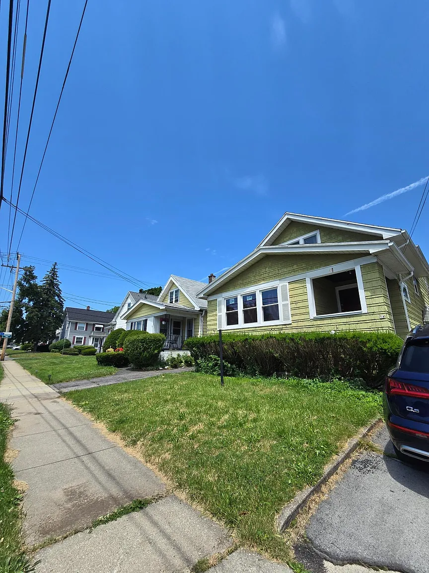 74 Fernhill Ave #1 photo 1
