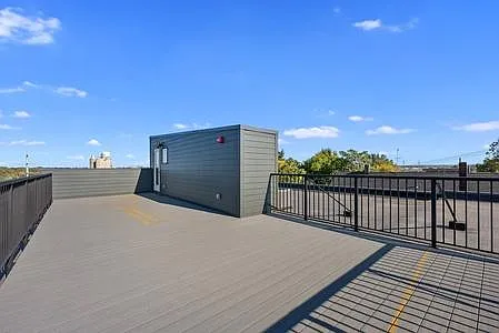 430 Jefferson Ave #203 — Photo 14