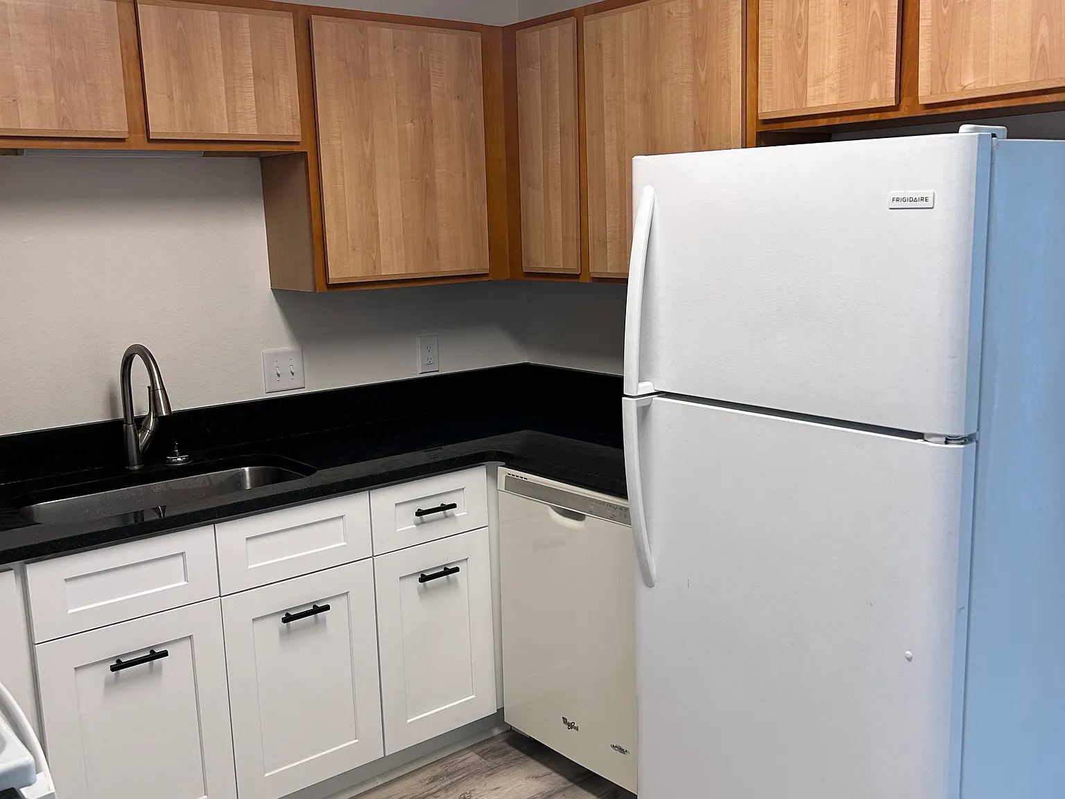 2 bed, 900 sqft, $750 — Photo 4