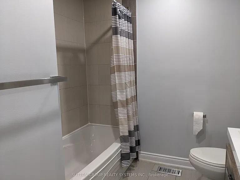 297 Balmoral Dr — Photo 16