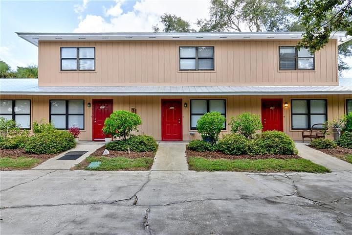 1st image of 954 Louisiana Ave