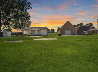 1301 Hanft Rd, Lenzburg, IL 62255