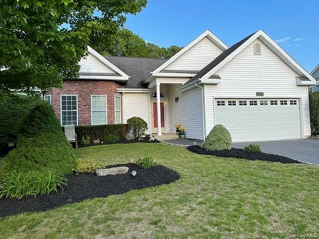 1st image of 87 Summerfield Drive
