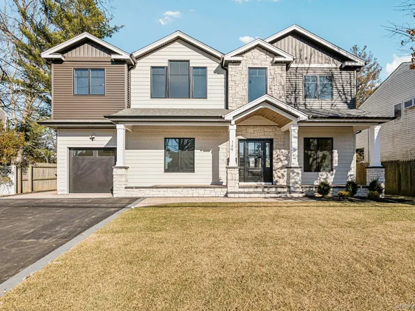 149 Harding Street, Massapequa Park, NY 11762