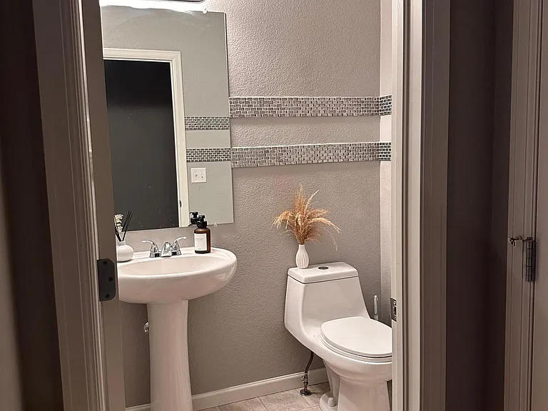 2041 Trail Stone Ct — Photo 3