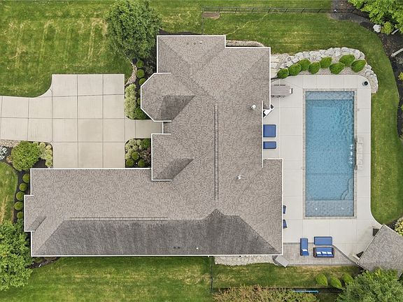 4th image of 4017 Sable Ridge Dr