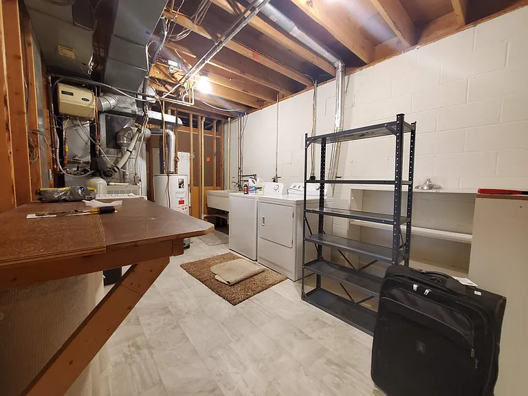 2517 Cedar Hills Dr — Photo 23