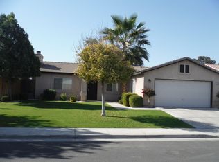 1010 Las Playas St, Bakersfield, CA