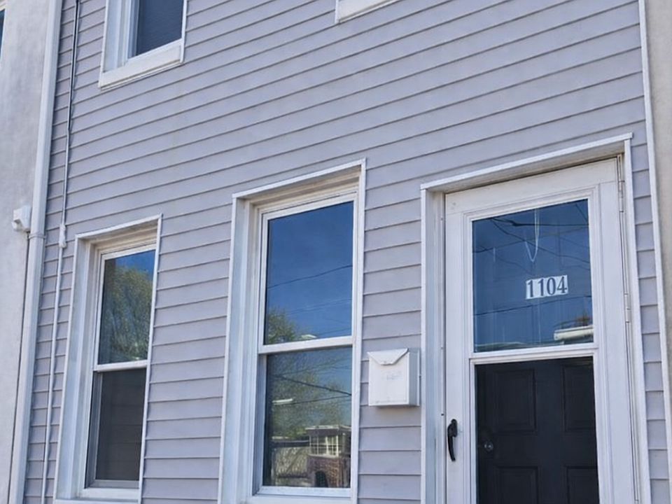 1st image of 1104 Lancaster Ave