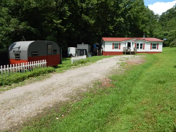 248 Rolling River Rd, Cairo, WV 26337