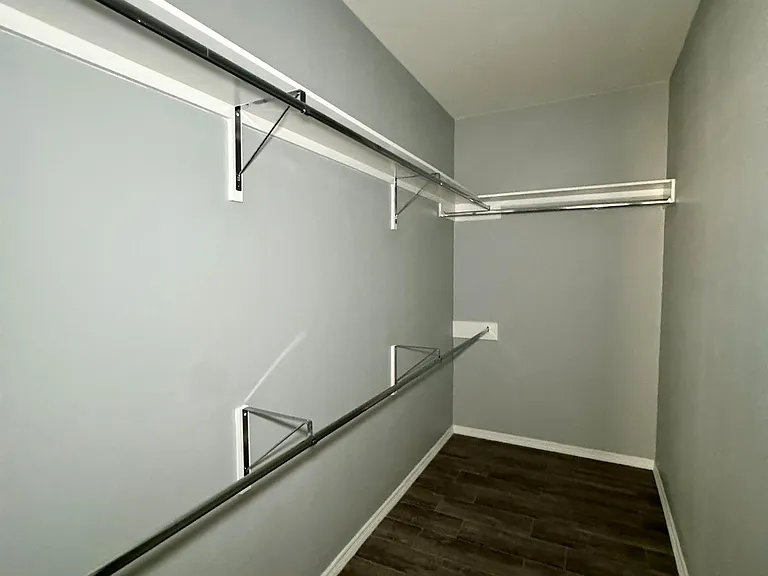 413 E Acacia St #2 — Photo 10