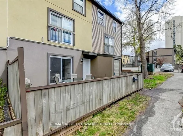 1250 McWatters Rd Unit 58, Ottawa, ON K2C 3P5