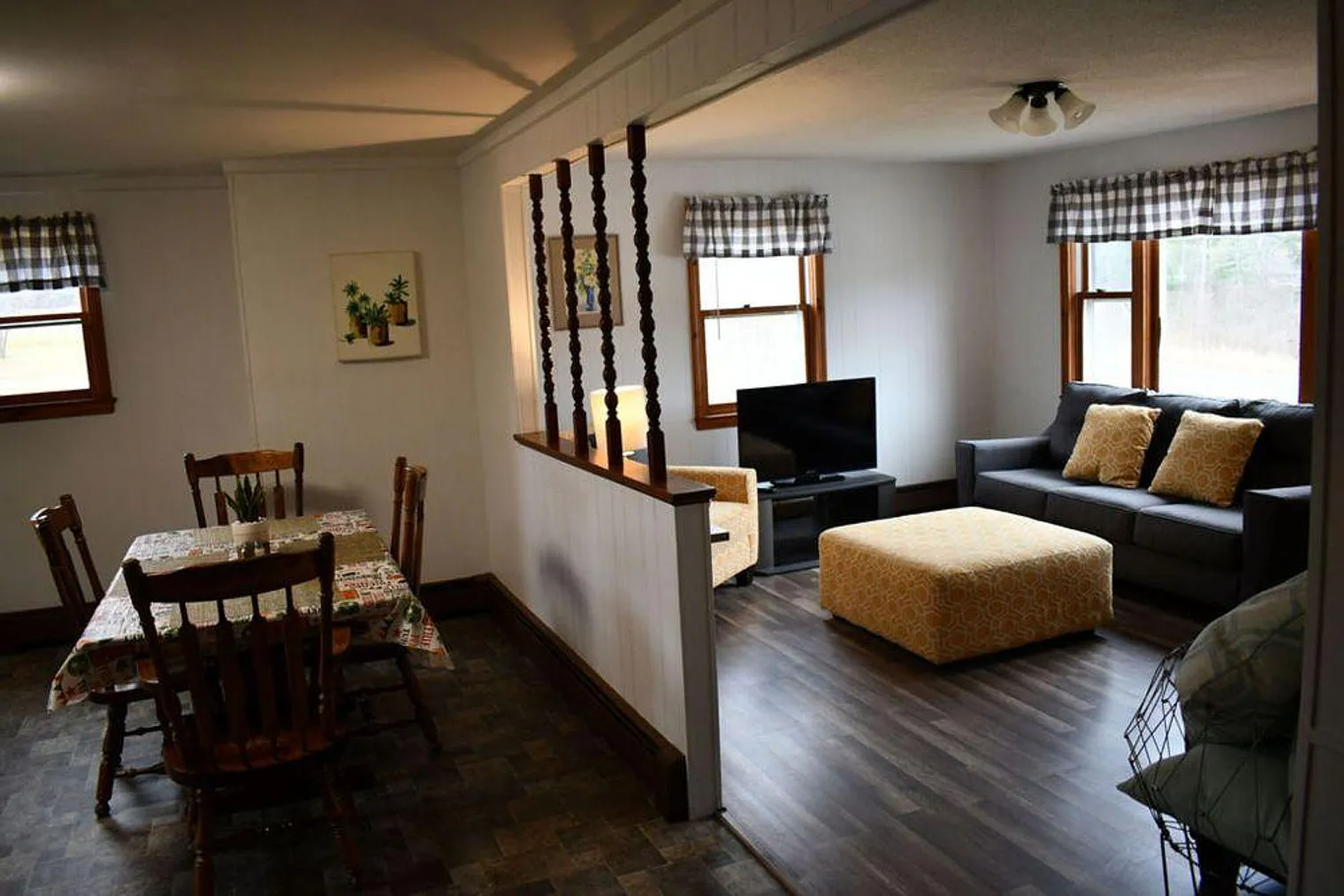 2 bed, 1.0 bath, 785 sqft, $5,216 — Photo 4