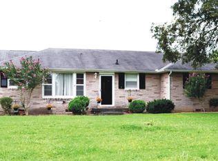 1812 Diana St, Murfreesboro, TN 37130