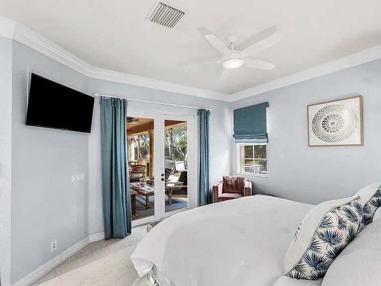 10697 Willow Oak Ct — Photo 15