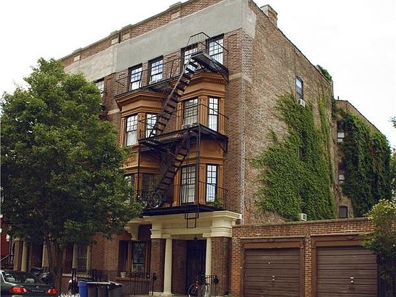 3rd image of 64 Saint James Pl APT 4