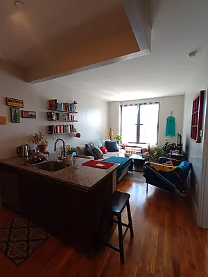 Rented by City Vista Inc | media 42