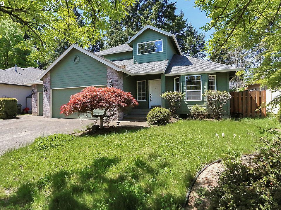 1st image of 2127 NE 51st Ave