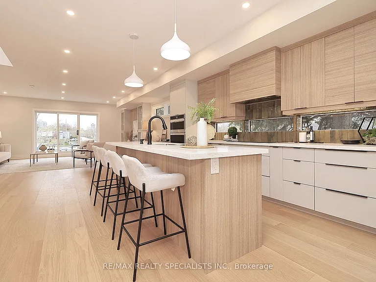 1048 Roosevelt Rd #MAIN — Photo 18
