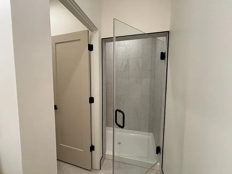 73 N 520 W #10 — Photo 24