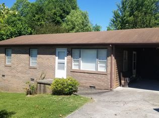 304 Lakeshore Dr, Wartburg, TN 37887