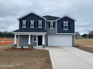 282 Walters Run Dr, Raeford, NC 28376